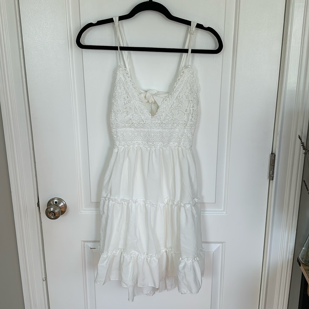White Bohemian Tiered Mini Dress with Lace and Open Back, Bow